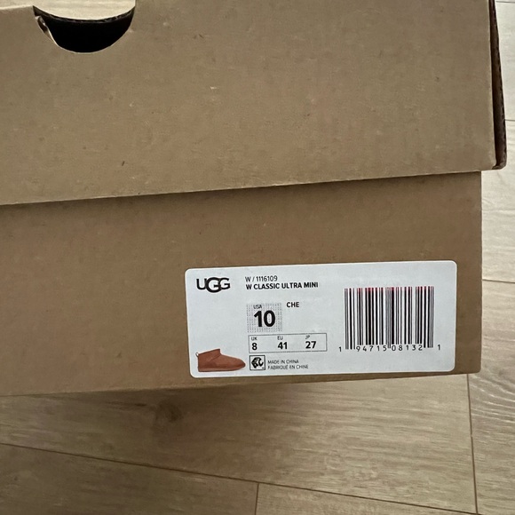 UGG Classic Ultra Mini in Chestnut Size 10 - Picture 3 of 6